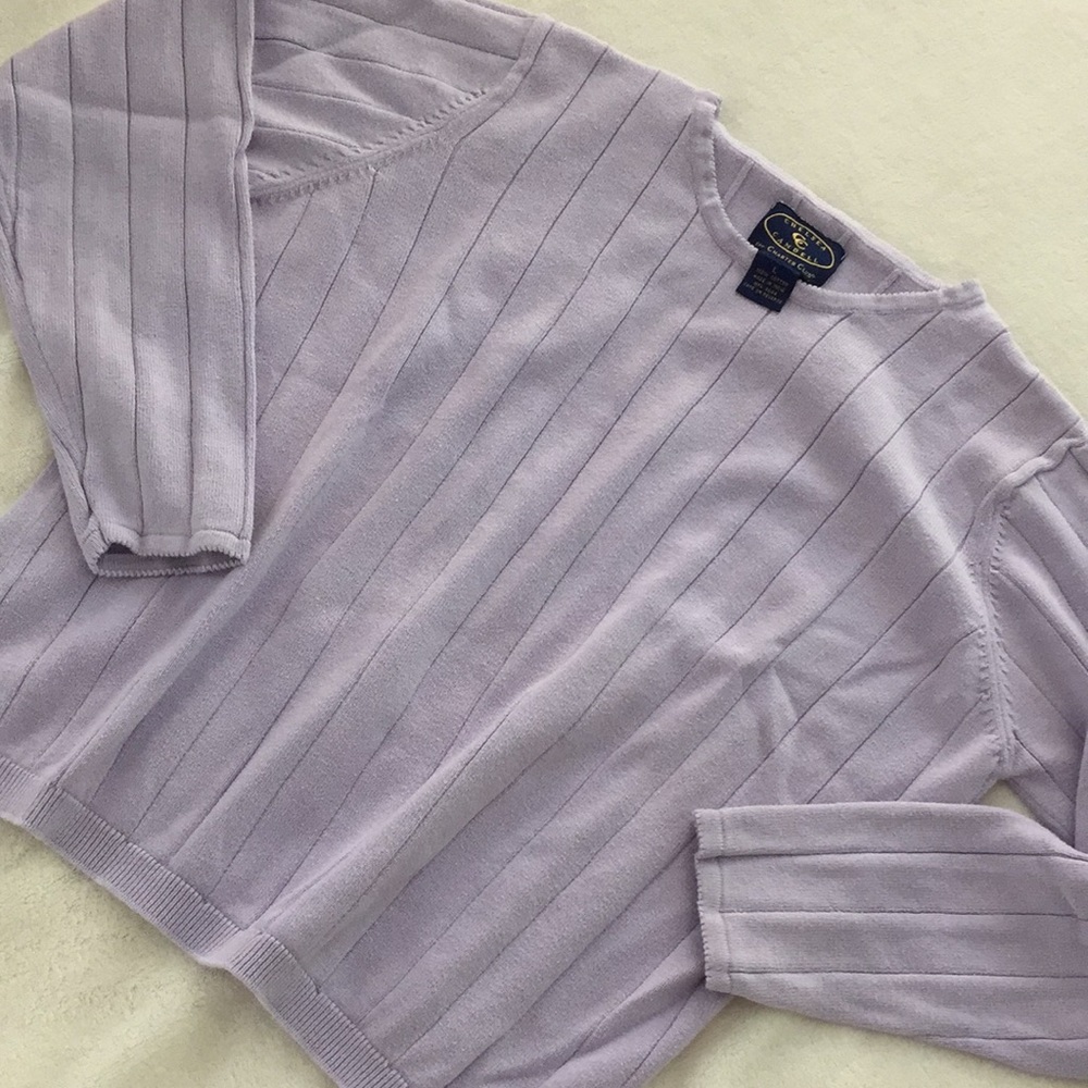 Chelsea Cambell lavender jewel neck pullover